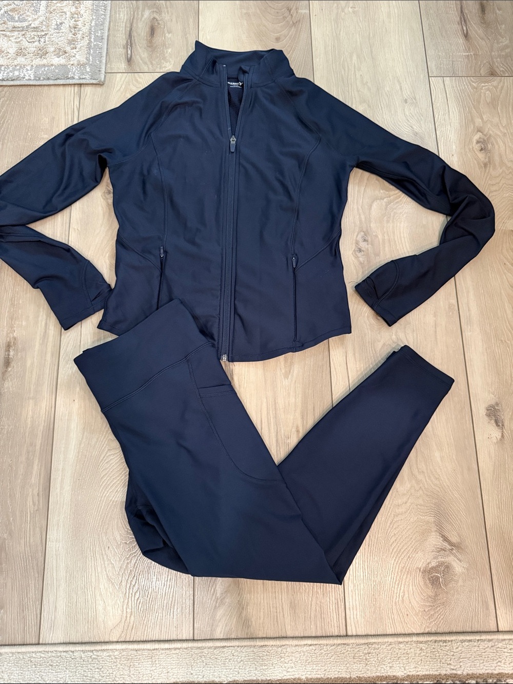 Old Navy Navy Active Jacket and Leggings Set